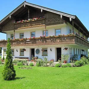 Schwaigerhof Apartament